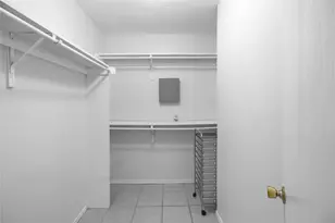 7132 Lanyon Dr, Dallas, TX 75227 - Photo 13