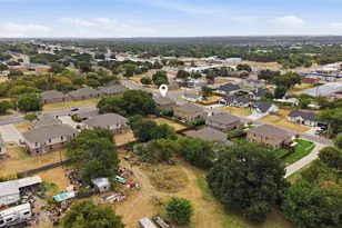 809 Jameson St, Weatherford, TX 76086 - Photo 21