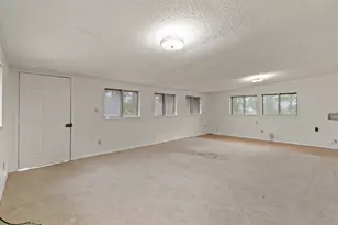 3016 E Renfro St, Burleson, TX 76028 - Photo 19