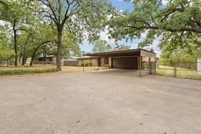 3016 E Renfro Street, Burleson, TX 76028 - Photo 3