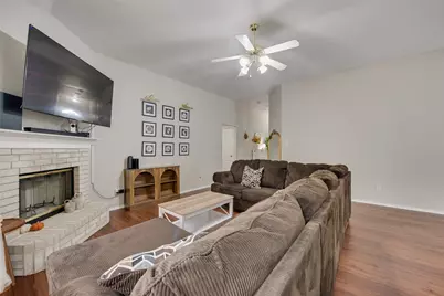 5505 Gessner Court, Arlington, TX 76018 - Photo 7