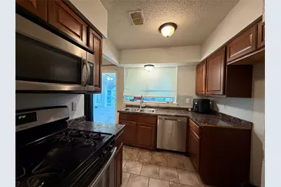 902 Milky Way, Garland, TX 75040 - Photo 7