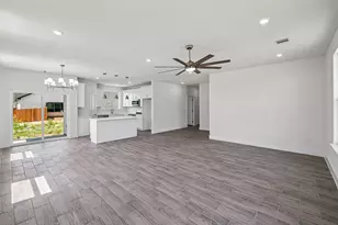2628 White Rock Dr, Granbury, TX 76048 - Photo 15