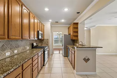 4313 Kestrel Way, Carrollton, TX 75010 - Photo 13