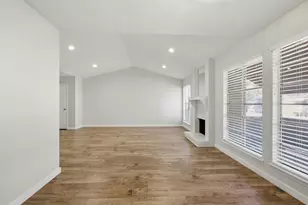 10578 High Hollows Dr, Dallas, TX 75230 - Photo 23