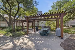 10578 High Hollows Dr, Dallas, TX 75230 - Photo 27