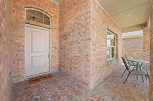 15736 Redgrave Dr, Fort Worth, TX 76247 - Photo 5