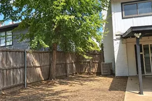 7426 Elderberry Ln, Dallas, TX 75249 - Photo 29