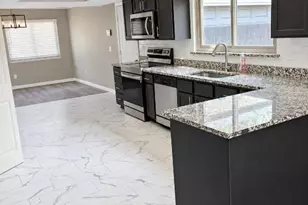 7426 Elderberry Ln, Dallas, TX 75249 - Photo 11