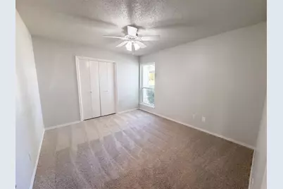 1208 Hillcrest Drive, Euless, TX 76039 - Photo 15