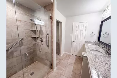 1208 Hillcrest Drive, Euless, TX 76039 - Photo 21