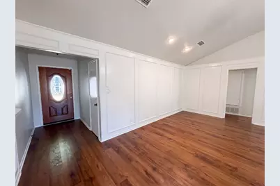 1208 Hillcrest Drive, Euless, TX 76039 - Photo 7