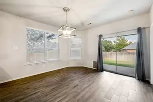 608 Mesa Ridge Ct, Arlington, TX 76002 - Photo 7