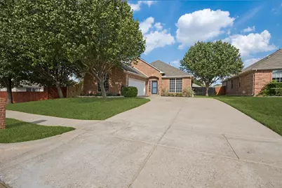 608 Mesa Ridge Court, Arlington, TX 76002 - Photo 1