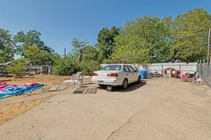 2421 Boyd St, Dallas, TX 75224 - Photo 25