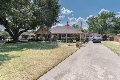 302 Johnson Street, Seagoville, TX 75159 - Photo 3