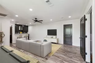 7839 Blanchard Way, Fort Worth, TX 76126 - Photo 13