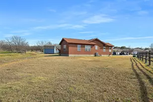707 Doris Ln, Gunter, TX 75058 - Photo 1