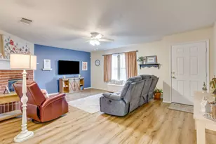 161 Adams Dr, Crowley, TX 76036 - Photo 7