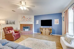 161 Adams Dr, Crowley, TX 76036 - Photo 9