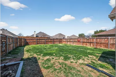 2229 Country Valley Road, Garland, TX 75041 - Photo 5