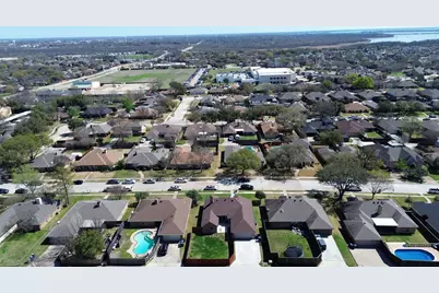 2229 Country Valley Road, Garland, TX 75041 - Photo 29