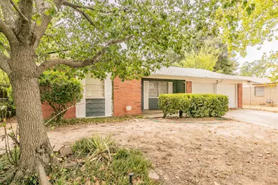 7412 Meadowcrest Drive, Fort Worth, TX 76112 - Photo 3