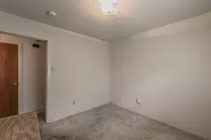 7412 Meadowcrest Dr, Fort Worth, TX 76112 - Photo 31