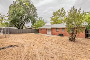 7412 Meadowcrest Dr, Fort Worth, TX 76112 - Photo 35