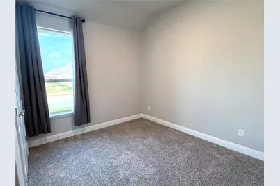 1113 Whispering Hill Drive, Mansfield, TX 76063 - Photo 9