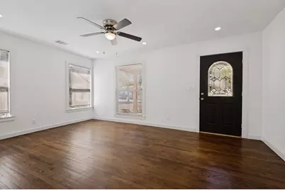 412 E 8th Street, Irving, TX 75060 - Photo 5