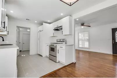 412 E 8th Street, Irving, TX 75060 - Photo 11