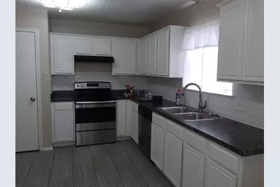 6009 Castanada Drive, Arlington, TX 76018 - Photo 19
