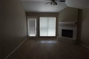 6009 Castanada Dr, Arlington, TX 76018 - Photo 5