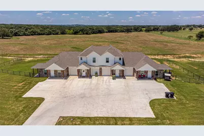 109 N Park Ct, Springtown, TX 76082 - Photo 3