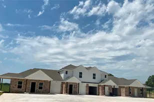 109 N Park Ct, Springtown, TX 76082 - Photo 1
