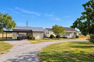 390 Mesquite Ln, Abilene, TX 79601 - Photo 5
