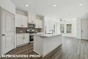 5304 Springlake Pkwy, Haltom City, TX 76117 - Photo 7
