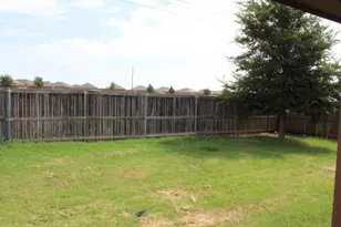 11520 Starlight Ranch Trail, Fort Worth, TX 76052 - Photo 17