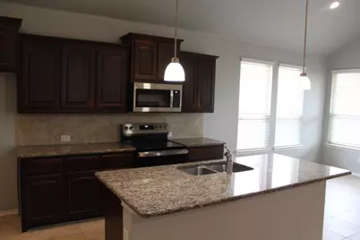 11520 Starlight Ranch Trail, Fort Worth, TX 76052 - Photo 5