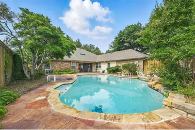9719 Amberley Drive, Dallas, TX 75243 - Photo 17