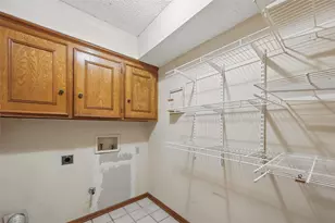 9719 Amberley Dr, Dallas, TX 75243 - Photo 13