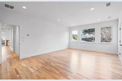 5836 Martel Avenue, Dallas, TX 75206 - Photo 27