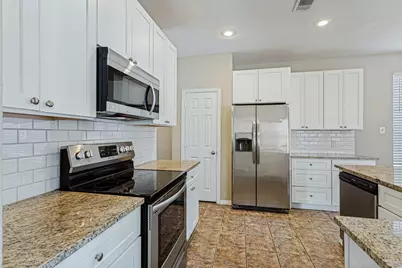 10216 Franklin Drive, Providence Village, TX 76227 - Photo 17