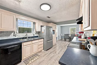 411 W 3rd Street, Maypearl, TX 76064 - Photo 9