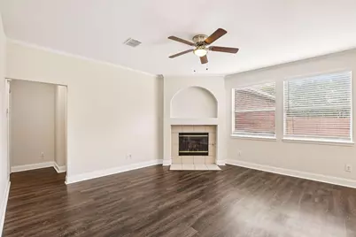 4506 Stirling Drive, Garland, TX 75043 - Photo 3