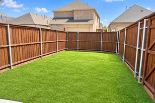 2065 Almassera Dr, Little Elm, TX 75068 - Photo 21