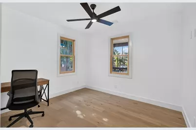 1007 Winston Street, Dallas, TX 75208 - Photo 23