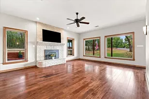 4025 Lake Oaks Cir, Fort Worth, TX 76108 - Photo 5