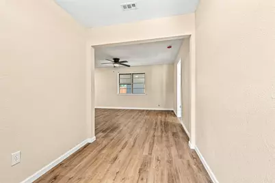 702 Jonathan Lane, Arlington, TX 76010 - Photo 5
